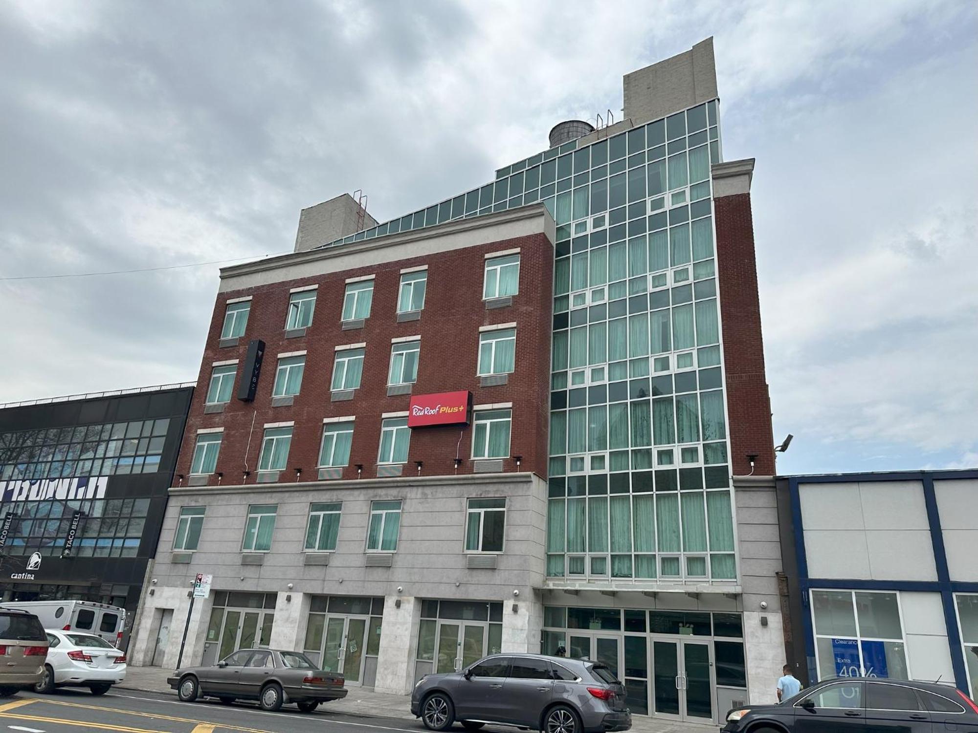 Red Roof Plus Brooklyn - Flatbush Ave New York Dış mekan fotoğraf